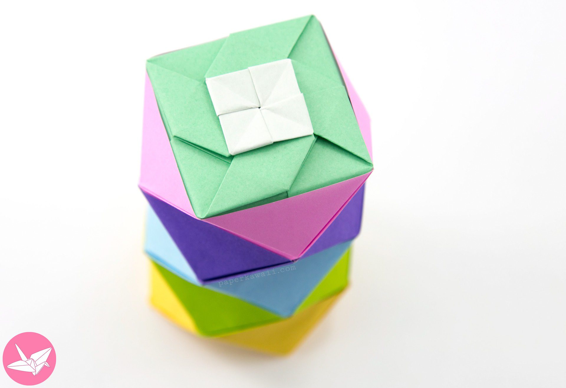 Simple Origami interlocking box using 6 x 6 patterned paper 